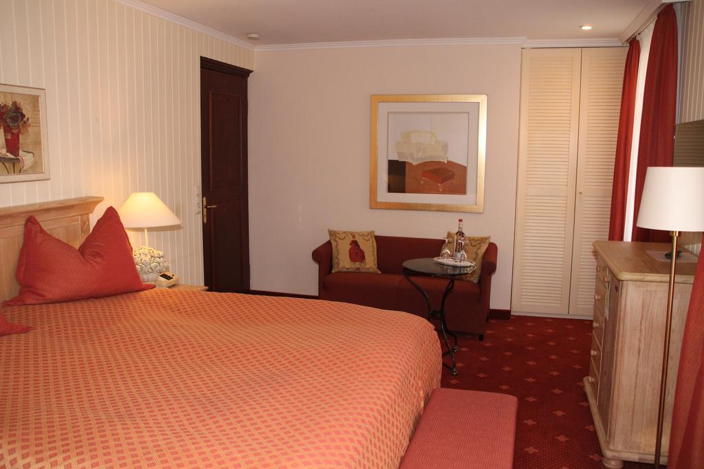 Romantik Im Hotel Villa Roehl Timmendorfer Strand Ngoại thất bức ảnh