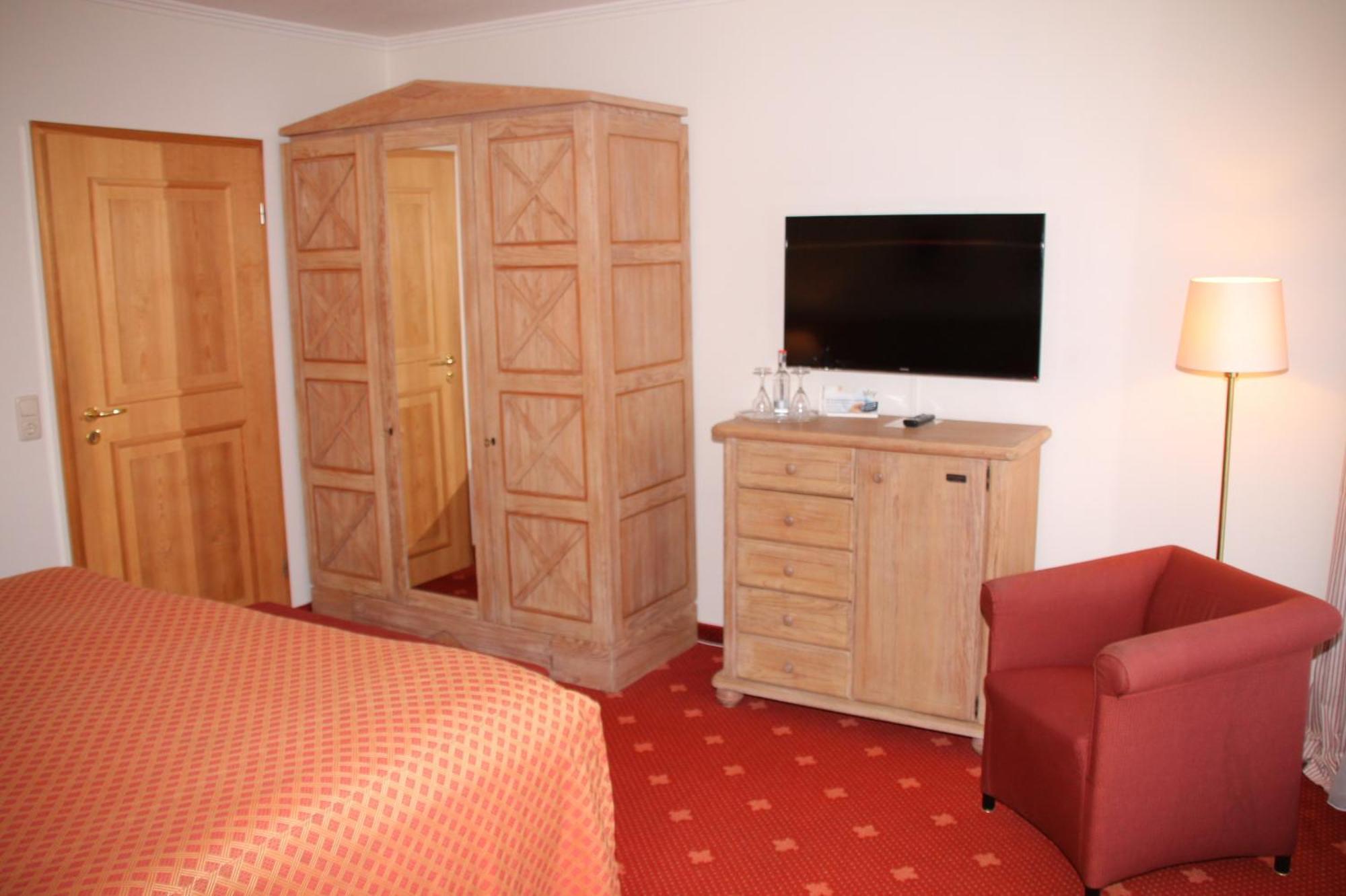 Romantik Im Hotel Villa Roehl Timmendorfer Strand Phòng bức ảnh