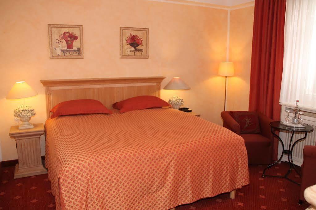 Romantik Im Hotel Villa Roehl Timmendorfer Strand Ngoại thất bức ảnh